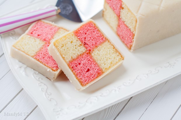 recept na tradicny kolac battenberg 2