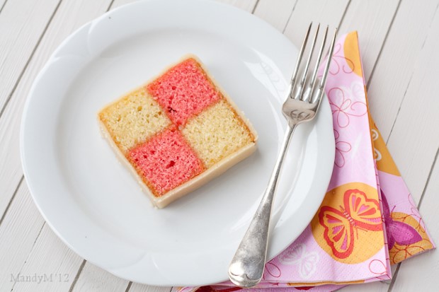 recept na tradicny kolac battenberg 8