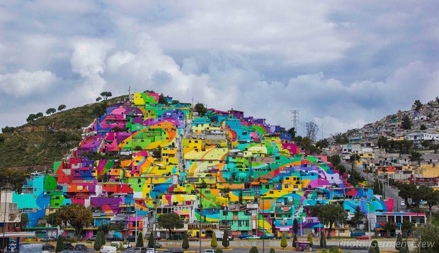 Mexická vláda požiadala street art umelcov, aby pomaľovali celú štvrť 1