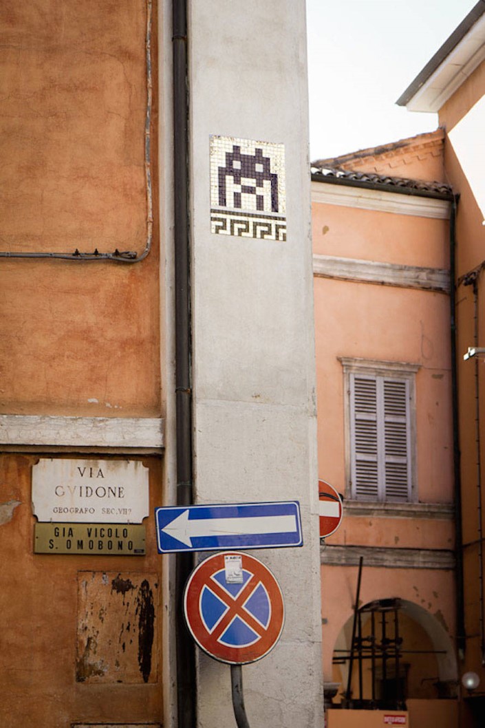 Invader 8 bitovy street art Ravenna 14