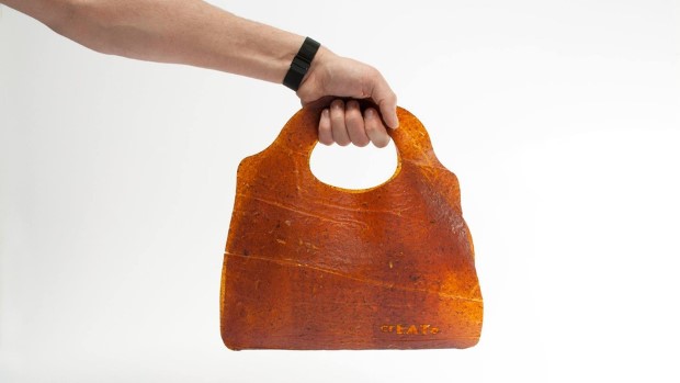 Kožené tašky vyrobené z nadbytočného ovocia | Fruitleather Rotterdam 1
