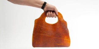 Kožené tašky vyrobené z nadbytočného ovocia | Fruitleather Rotterdam