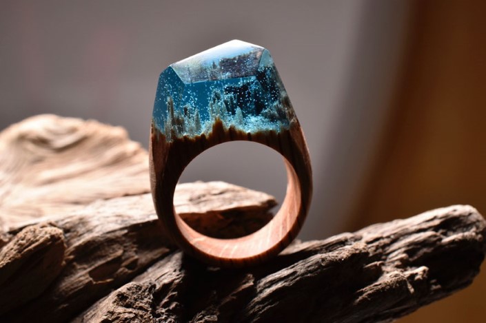 Secret Wood prstene s kuskom sveta 7
