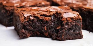 Najlepšie brownies, chrumkavé na povrchu a vláčne vo vnútri | Recept