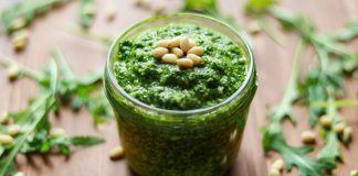 Rukolové pesto | Recept na zdravé domáce pesto z rukoly za pár minút