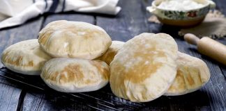 Domáci pita chlieb | Recept na domáci arabský chlieb, ktorý si zamilujete